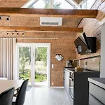 Villa Himos Stonelake - Two Saunas And A Hot Tub Jämsä