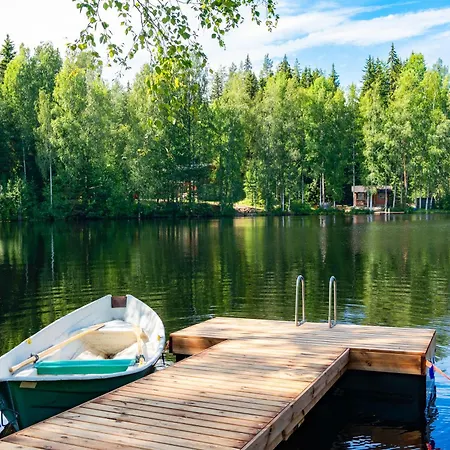 Himos Stonelake - Two Saunas And A Hot Tub Jämsä