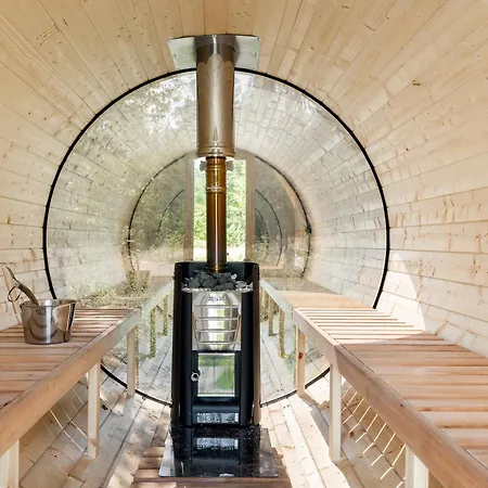 Himos Stonelake - Two Saunas And A Hot Tub Villa Jämsä