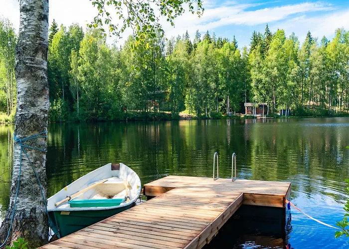 Himos Stonelake - Two Saunas And A Hot Tub Jämsä