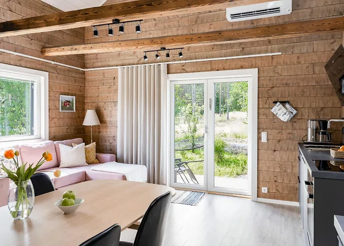 Himos Stonelake - Two Saunas And A Hot Tub Jämsä